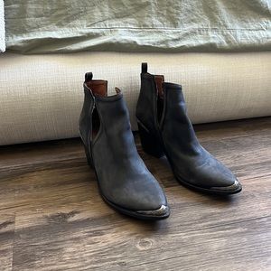 Jeffrey Campbell western boot